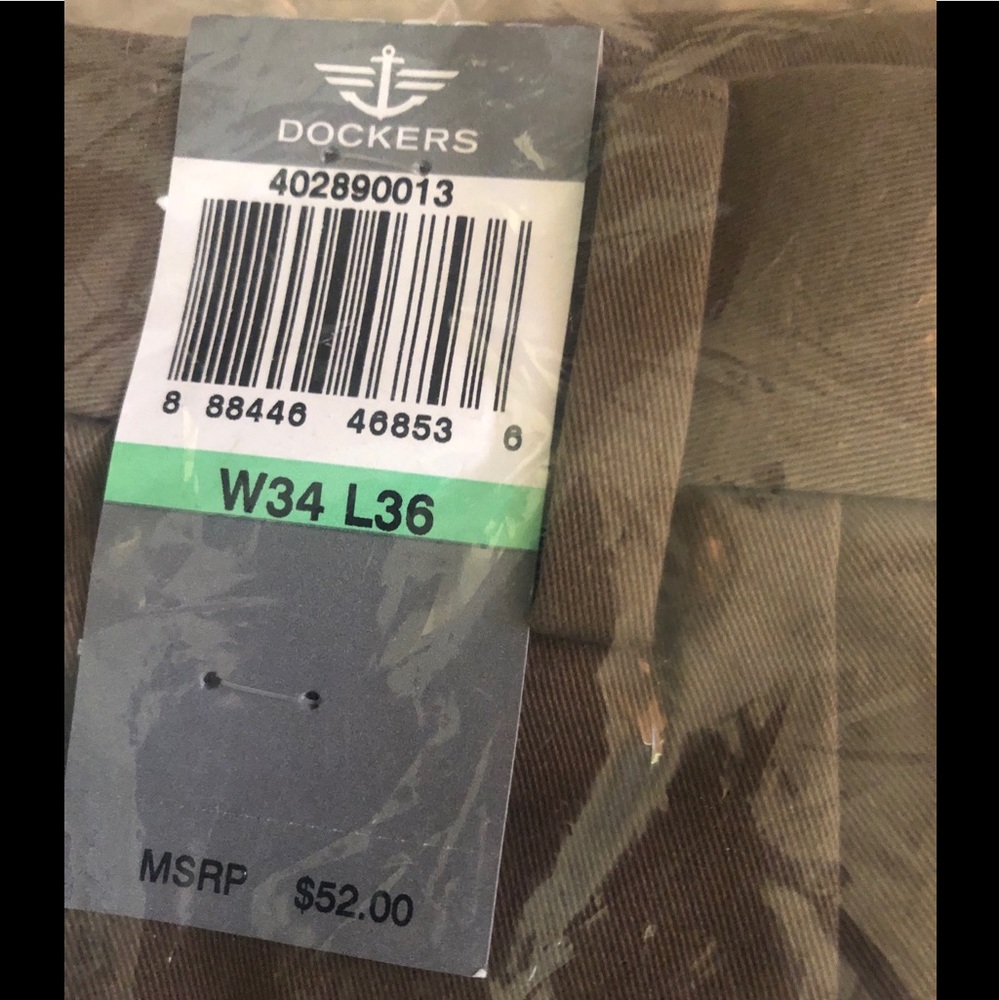 Dockers D3 Flat Front Khakis